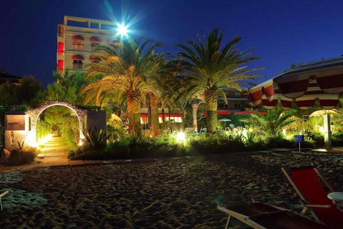 Hotel Silvi Silvi Marina Eksteriør billede